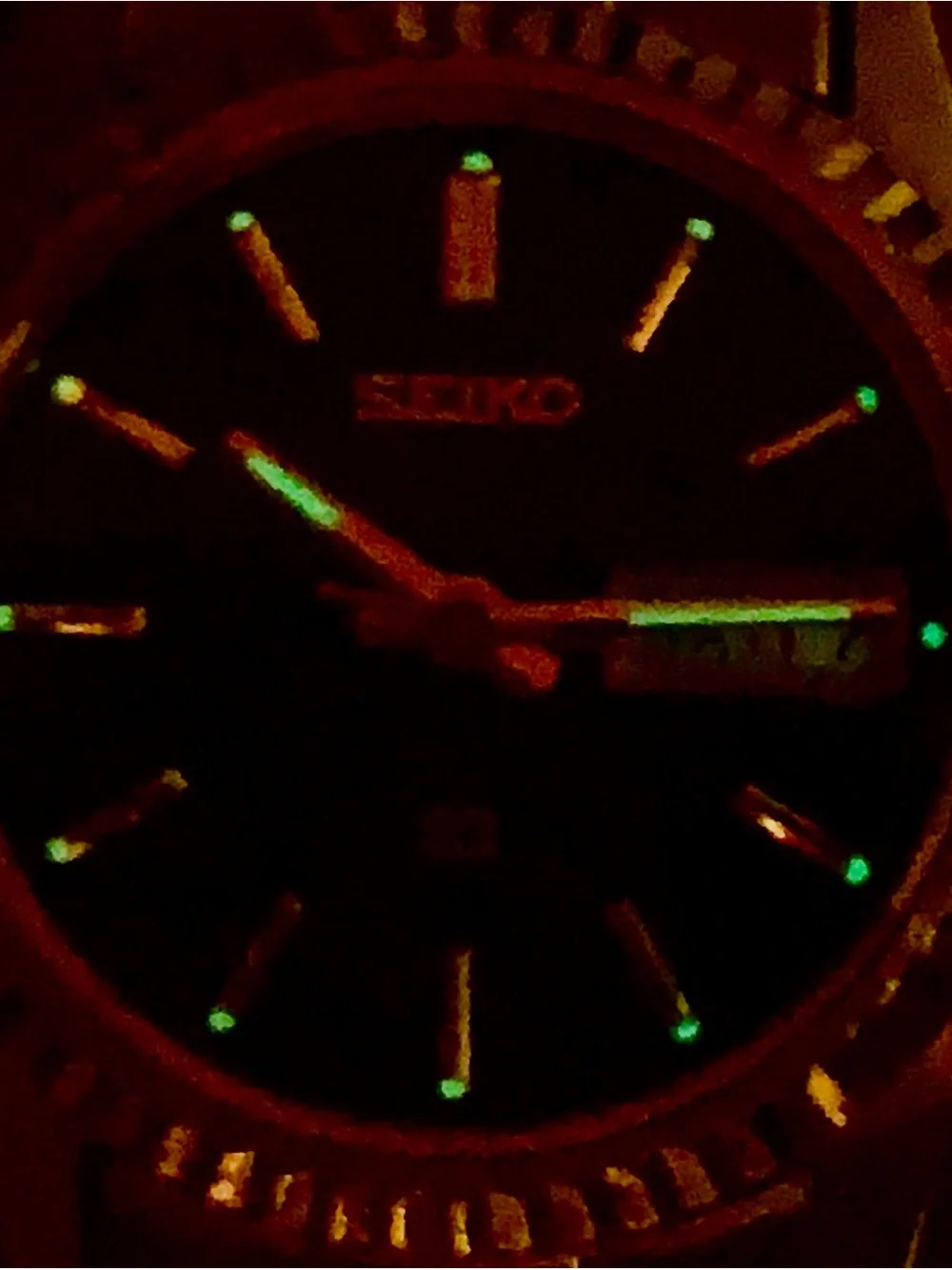 SEIKO 3Y03-0160 Women’s Vintage Watch Fluted Bezel Day/Date Working New Battery
